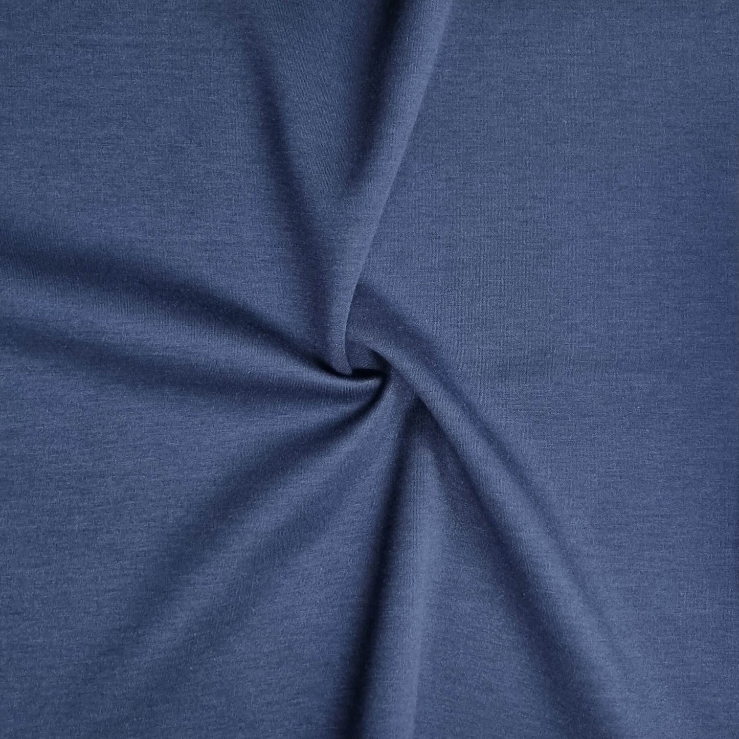 בד מודל דמוי כחול נבי