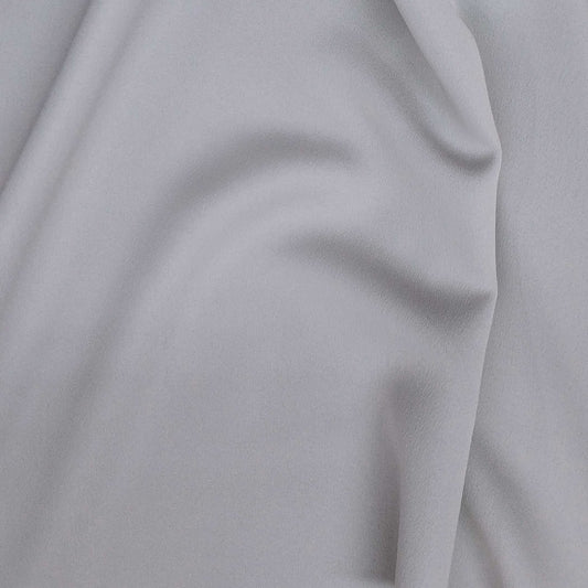 בד פוליאסטר לשמלות