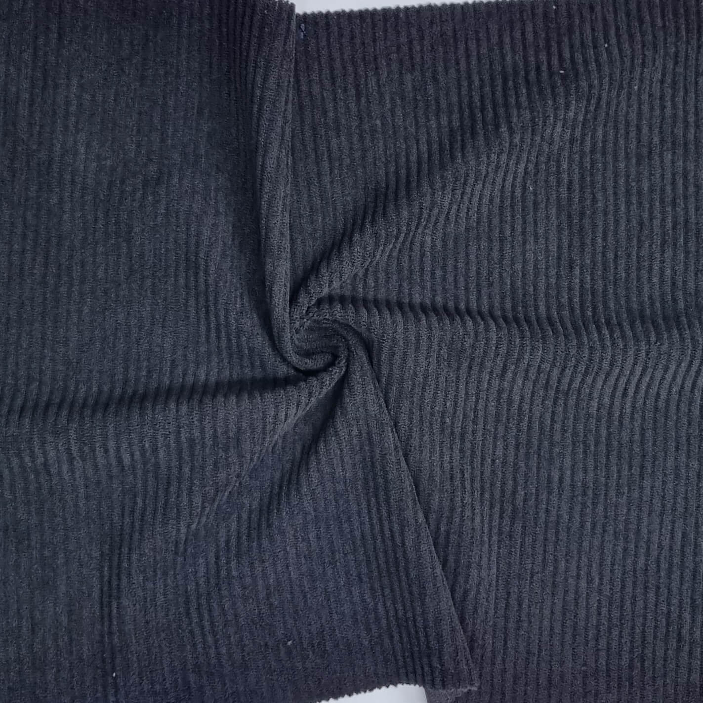 בד קורדרוי שחור