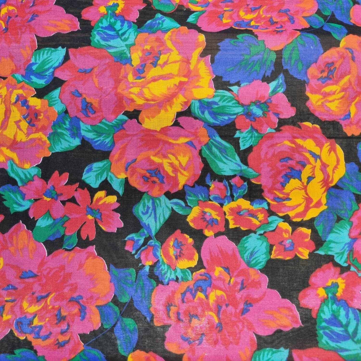 וואל כותנה קשיח בהדפסי פרחים