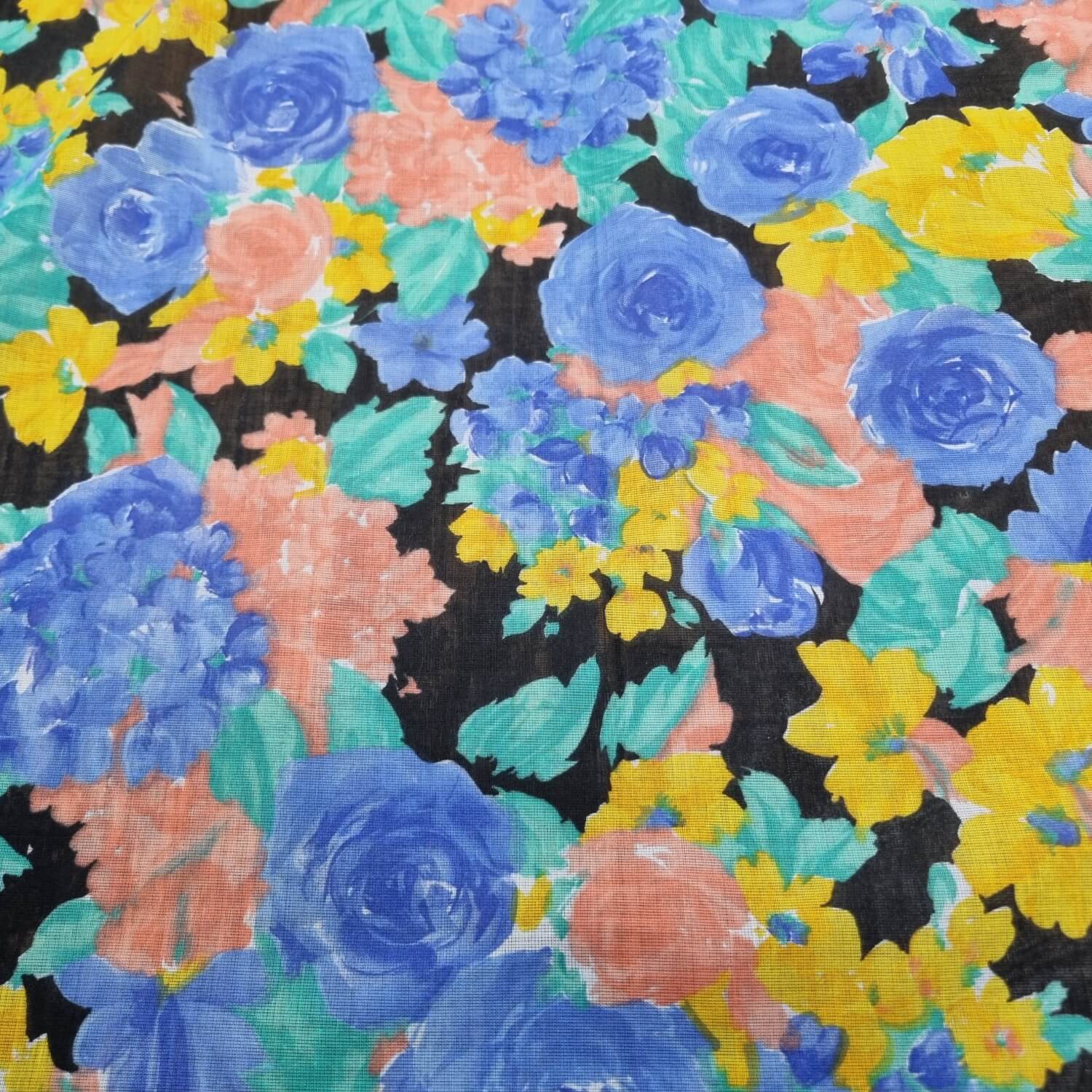 וואל כותנה קשיח בהדפסי פרחים