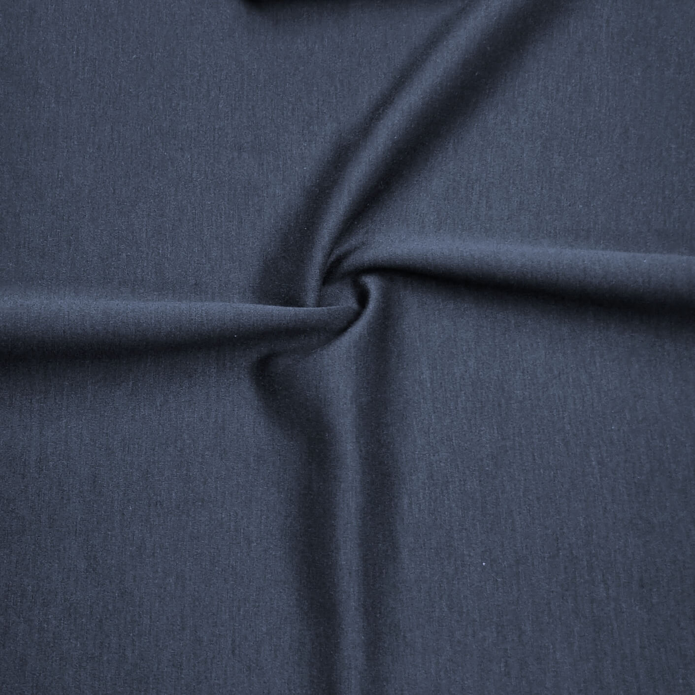 בד מודל דמוי שחור