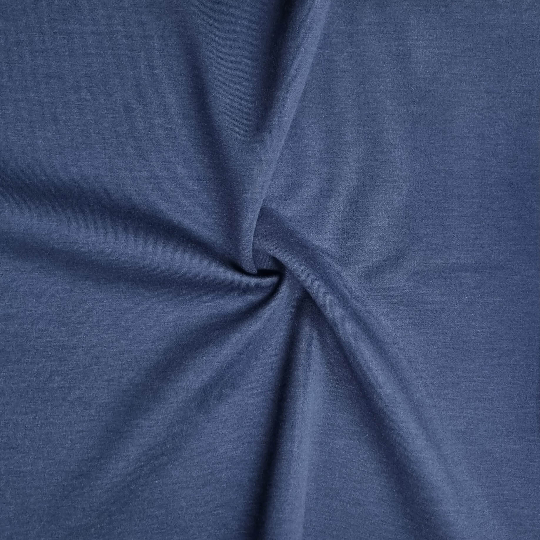 בד מודל דמוי כחול נבי