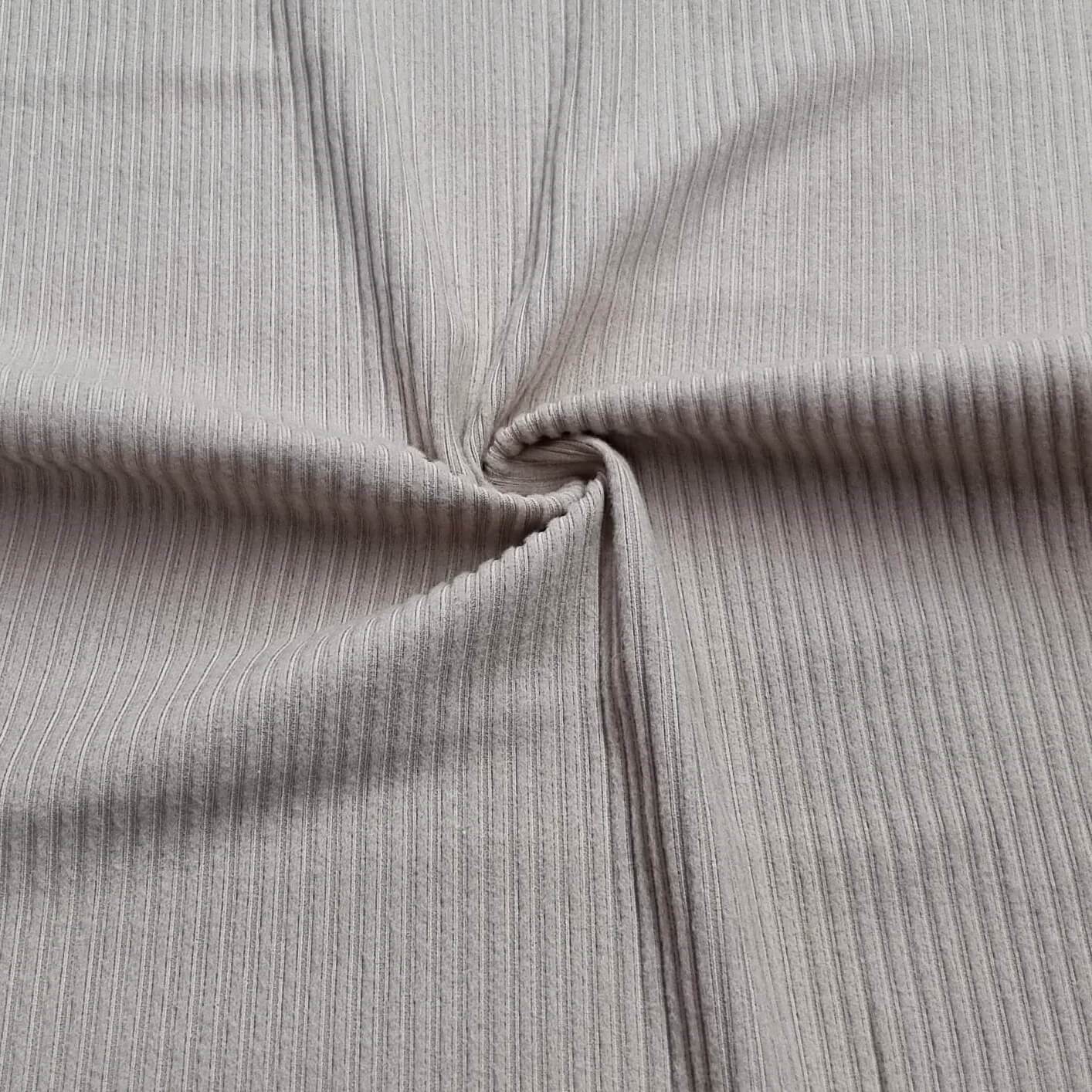  ריב לייקרה מגורד אבן