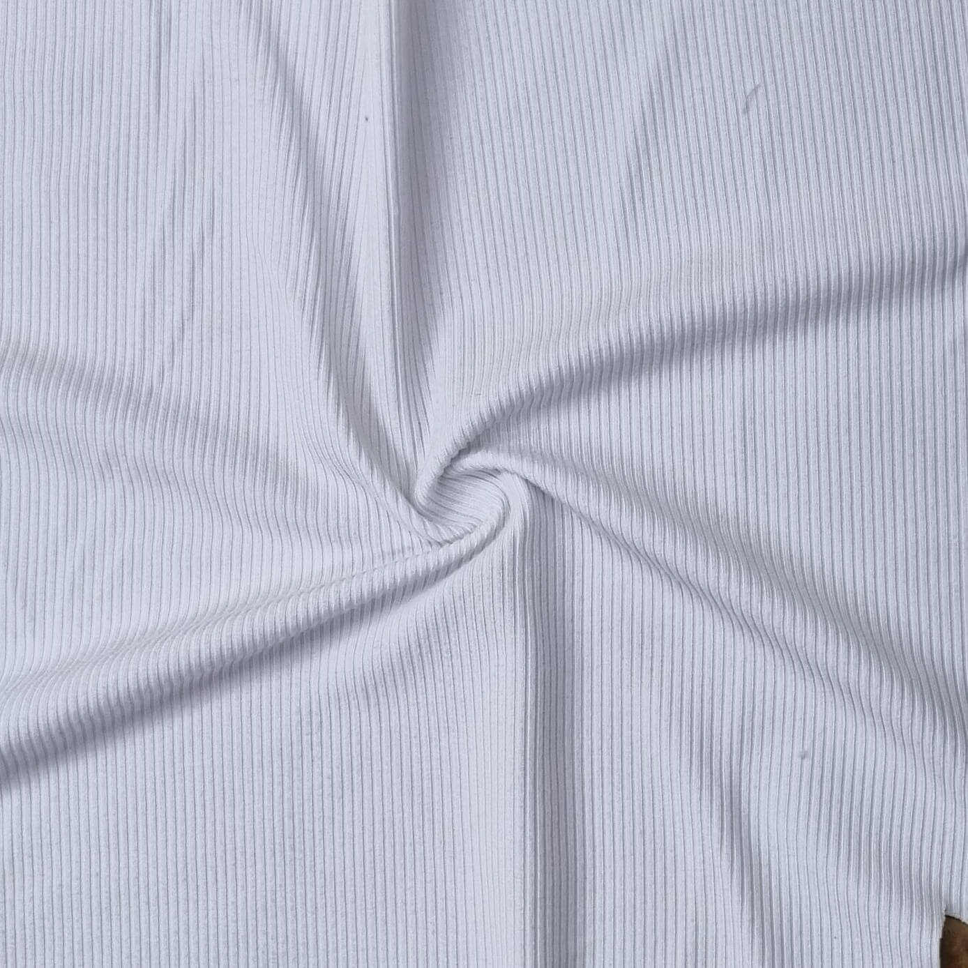 סריג ריב 2×2 לבן